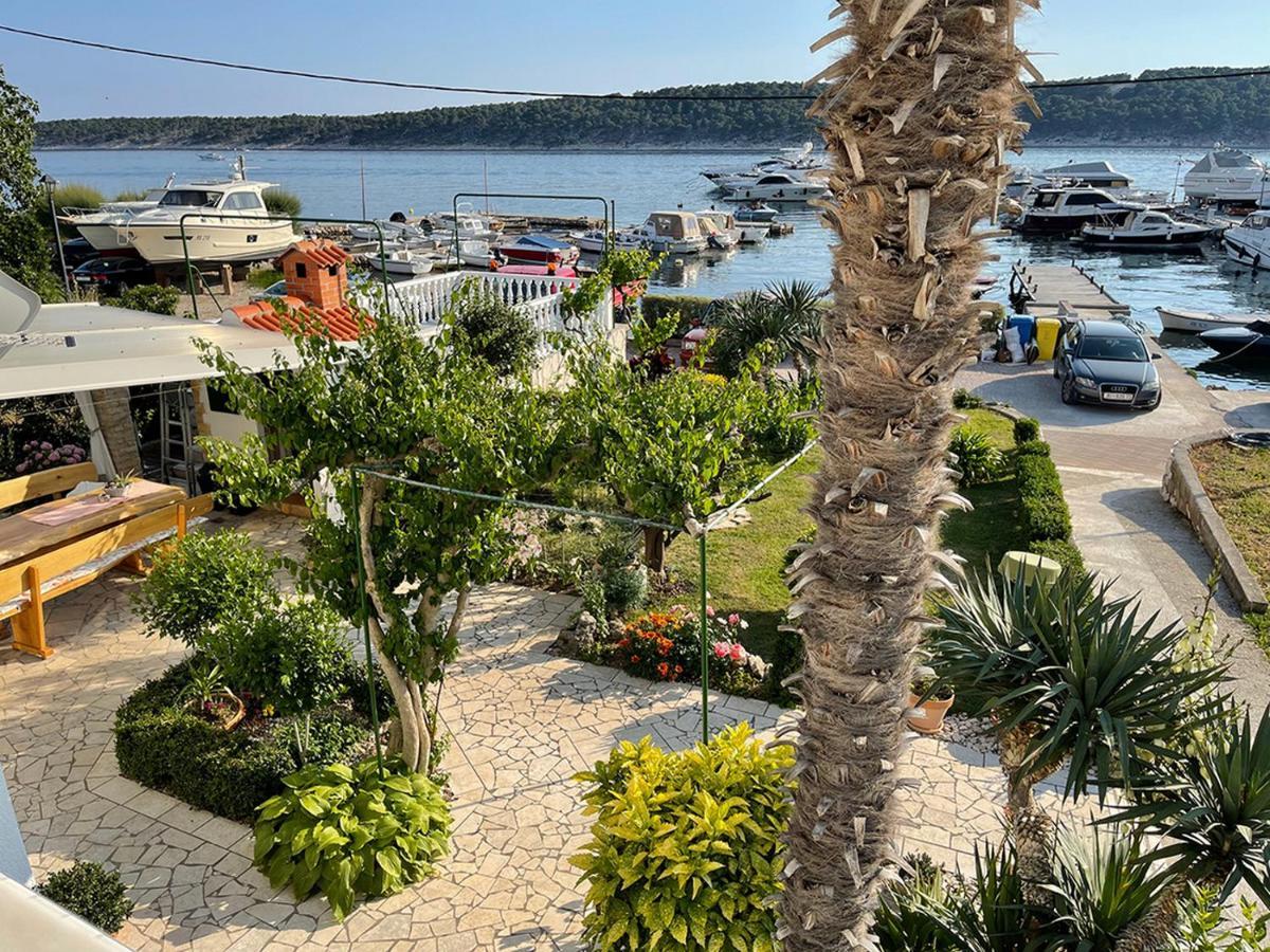 Apartments Near The Sea Barbat Barbat na Rabu Cameră foto